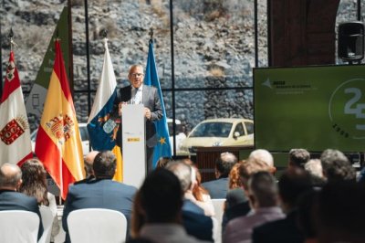La Gomera: Curbelo respalda la postura de la CNMC y reclama una revisi&oacute;n a la baja de las tasas aeroportuarias