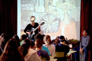 'Escuela al &Oacute;leo' propone difundir la obra pict&oacute;rica de Antonio Padr&oacute;n a los escolares a trav&eacute;s de la m&uacute;sica de Heriberto Cruz