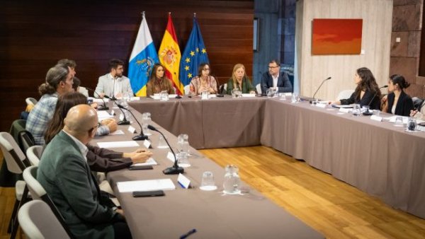 Canarias presenta unicitiES 2030, el proyecto que une a universidades y ayuntamientos para avanzar en Agenda 2030