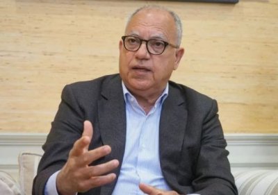 Art&iacute;culo de opini&oacute;n: 'Frente al pesimismo y la incertidumbre', por Casimiro Curbelo