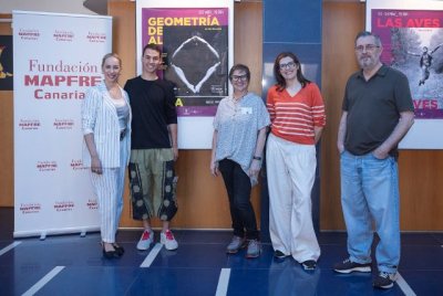 Unos 2.800 escolares exploran la 'Geometr&iacute;a del alma' con Alek Churchich y Teatro Plus  en el Cuy&aacute;s