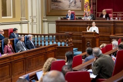 J&eacute;ssica de Le&oacute;n pide responsabilidad a los grupos parlamentarios para aprobar la ley del alquiler vacacional