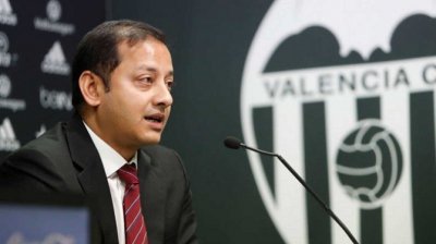 El Valencia ratifica su decisi&oacute;n de demandar a la RFEF por la Supercopa