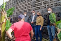 Vanoostende anuncia en La Palma una ayuda para la reconstrucci&oacute;n del sector agr&iacute;cola afectado por el volc&aacute;n