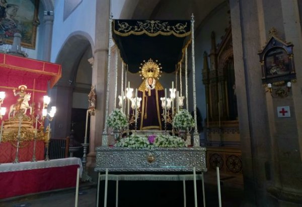 El Pregón de María del Pino Medina Suárez da inicio a la Semana Santa en Gáldar