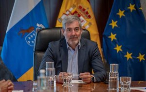 Clavijo afirma que las empresas canarias “no pueden esperar más” por las ayudas al transporte de mercancías