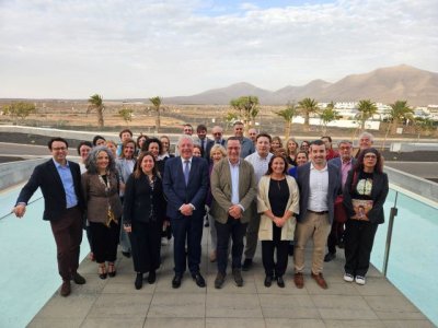 Poli Su&aacute;rez preside en Lanzarote la reuni&oacute;n de la Comisi&oacute;n Nacional de Dislexia