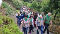 La vecindad de Valleseco se va de peregrinación Pal’ Pino