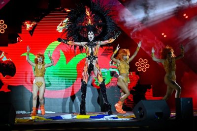 Drag Kiowa se corona Drag Queen del Carnaval de G&aacute;ldar 2023