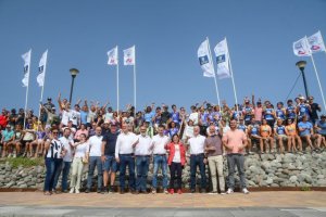 Las autoridades dan el pistoletazo de salida al Mundial de Windsurf