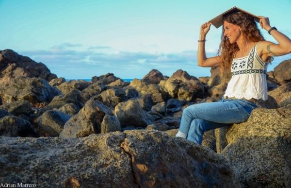 Los &lsquo;Animales animados&rsquo; de Bego&ntilde;a Perera se apoderan de la Biblioteca Municipal de Gu&iacute;a