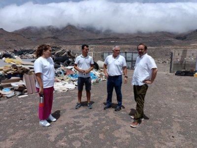El consejero de Medio Ambiente del Cabildo de Gran Canaria, Raúl García Brink, realiza una visita técnica a La Aldea de San Nicolás