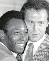 Obituario: 'Beckenbauer, al reencuentro con su hermano &ldquo;O Rei&rdquo; Pel&eacute;', por Amado Moreno