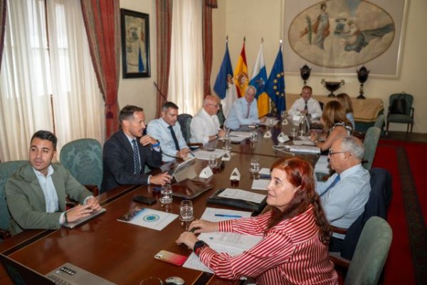 Transición Ecológica y FECAI se comprometen a instaurar las Zonas de Aceleración de Renovables