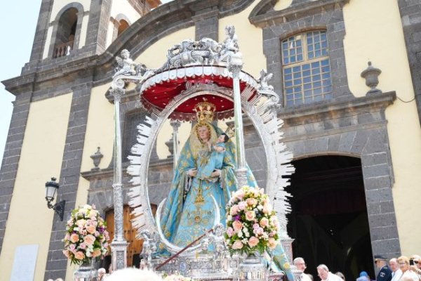 Gu&iacute;a celebra este s&aacute;bado el d&iacute;a grande de las Fiestas de La Virgen con Procesi&oacute;n Religiosa, Batalla de Flores y Caf&eacute; Quijano