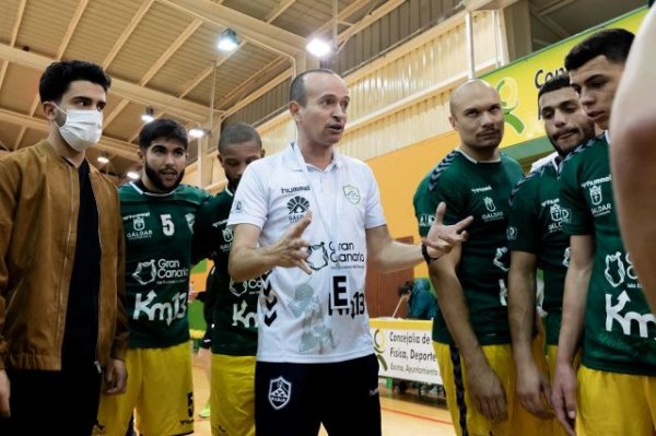 Balonmano: El Km13 Gáldar a por todas en el Derbi Insular