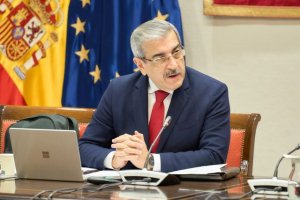 Rom&aacute;n Rodr&iacute;guez insta a las empresas privadas con beneficios a subir los salarios