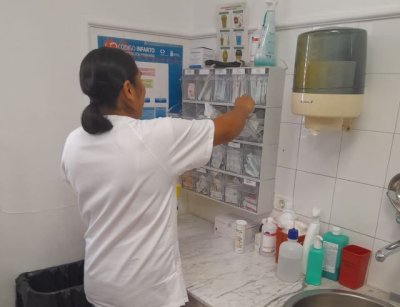 Sanidad refuerza los auxiliares de Enfermer&iacute;a en todas las zonas b&aacute;sicas de salud de La Gomera