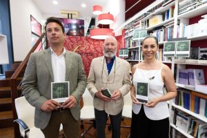 Presentado, en la sede de La Librería del Cabildo el poemario de José Antonio Ramírez Lozano ‘Los motivos del lobo’
