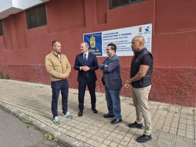 El Cabildo financia con 42.000 euros la mejora de las instalaciones del pabellón José Juan Navarro Batista de Arucas