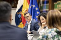 La Consejer&iacute;a inicia los tr&aacute;mites para sustituir los actuales pantalanes del Puerto de La Restinga