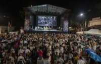 Teror: El programa festivo del Pino 2023 cerr&oacute; con una multitudinaria Verbena Canaria