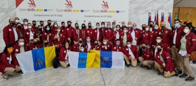 Una delegación de 23 estudiantes de Canarias participa en Madrid en Spainskills 2022