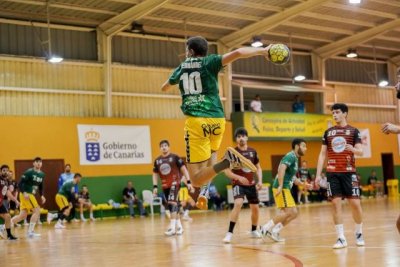 El Km13 Balonmano G&aacute;ldar cae en Ourense (33-31)