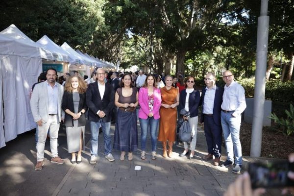 La II Feria de Empleo de Canarias reúne a cincuenta empresas en el Parque García Sanabria de Tenerife