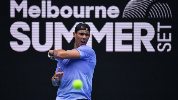 La deportación de Djokovic despeja el camino de los &#039;21 grandes&#039; a Nadal