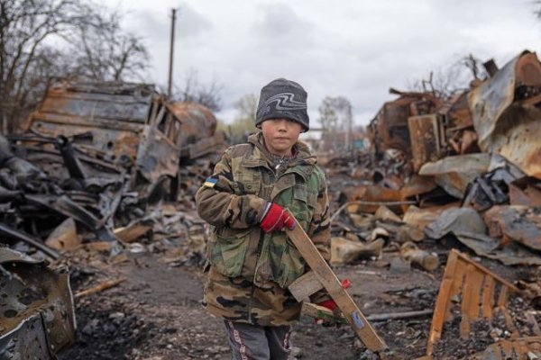 La Biblioteca Insular exhibe las impactantes imágenes del fotoperiodista ucraniano Evgeniy Maloletka