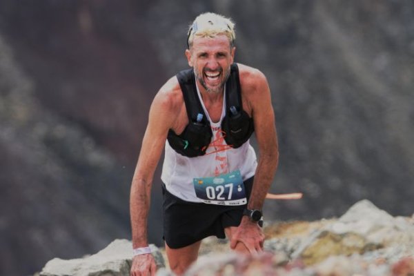 El fondista Chema Martínez se suma a una San Silvestre Las Palmas de Gran Canaria, que este año correrá por la paz