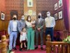Gáldar: El pequeño Néstor recibe su acogimiento civil en las Casas Consistoriales