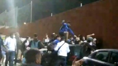Pelea entre jugadores y familiares tras un partido de f&uacute;tbol base en Tenerife