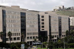 El Hospital Dr. Negrín incorpora este año a un total de 58 médicos internos residentes