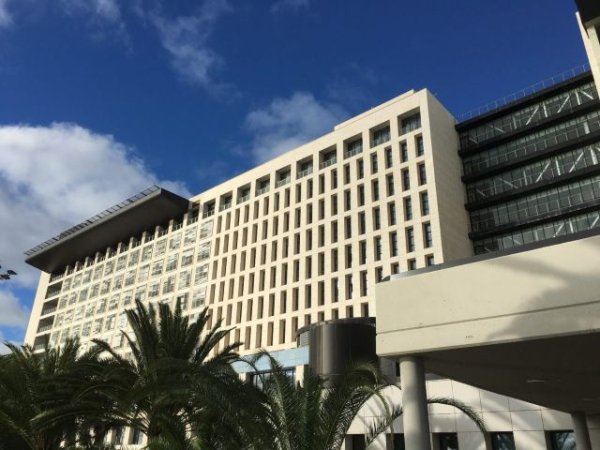 Sanidad destina 9 millones de euros a la rehabilitación de la fachada del Hospital Insular de Gran Canaria