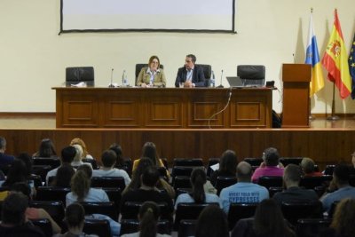 Bienestar Social imparte formaci&oacute;n especializada a 800 profesionales de las Islas para actuar en casos de violencia