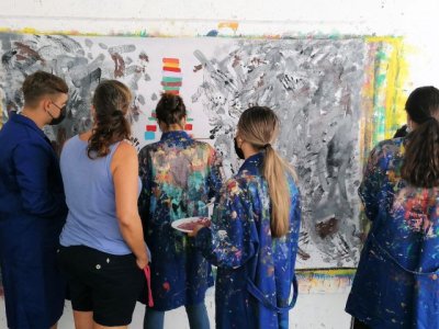 La Regenta muestra en sus salas las obras que concurren a la 29&ordm; edici&oacute;n del Premio Escolar de Pintura