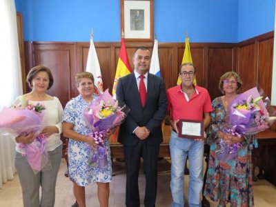 El alcalde de Gu&iacute;a presidi&oacute; el acto de homenaje y despedida de cuatro trabajadores municipales