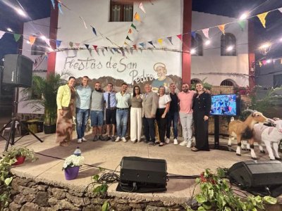 Tasarte y El Hoyo dan inicio a sus fiestas patronales con emotivos pregones y una gran participación vecinal