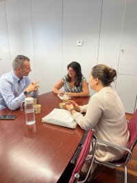 La Aldea de San Nicol&aacute;s y el Gobierno de Canarias trazan l&iacute;neas de colaboraci&oacute;n para mejorar la eficiencia energ&eacute;tica en el municipio