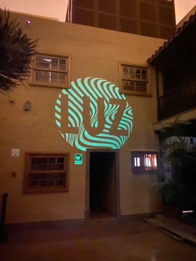La 'Luz' de los hermanos Le&oacute;n y Castillo brilla m&aacute;s que nunca en su Casa-Museo de Telde gracias a un nuevo mural lum&iacute;nico