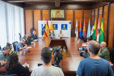 Morales y Quintero manifiestan su preocupaci&oacute;n por los posibles efectos en el sector primario de la l&iacute;nea mar&iacute;tima entre Tarfaya y Fuerteventura