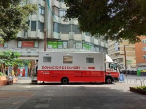 El ICHH instala un punto de donación de sangre en la Avenida de Mesa y López