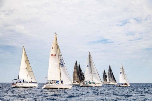 El XVI Trofeo Armada Española con el Real Club Náutico de Gran Canaria organizan dos regatas de las clases Crucero ORC y Snipe