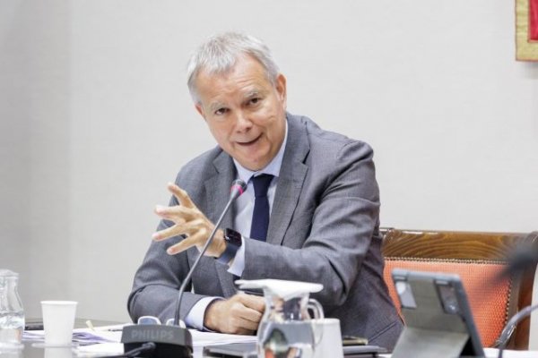 Franquis destaca los 606 millones que el Estado y el Gobierno regional destinan a garantizar la conectividad