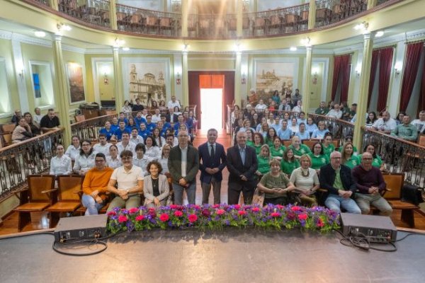 Gáldar concluye el primer año con cinco PFAE en el municipio con la entrega de la titulación al alumnado