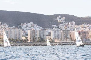 La Vela Latina Canaria se une a celebrar el Día de Canarias