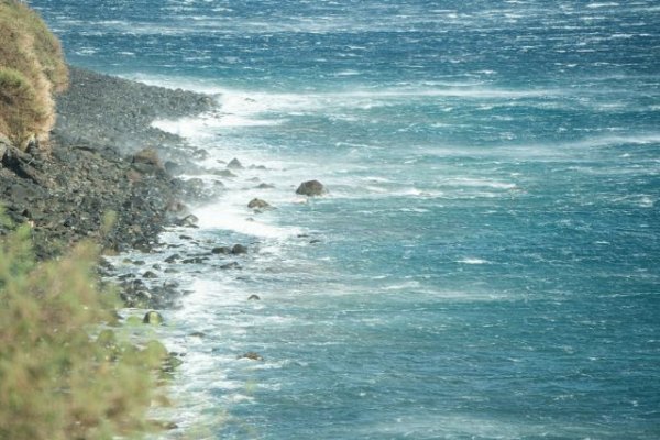 La Gomera: El Cabildo refuerza el operativo de carreteras y emergencias ante la alerta por lluvias y viento