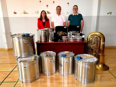 El Ayuntamiento destina m&aacute;s de 8.000 euros a la compra de nuevos instrumentos para las Escuelas Art&iacute;sticas Municipales Ciudad de Gu&iacute;a